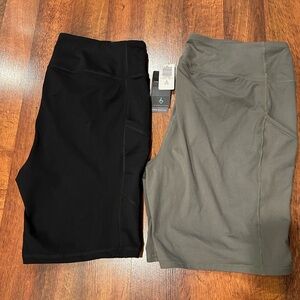 Torrid Women's Black and Green Shorts Size 3X